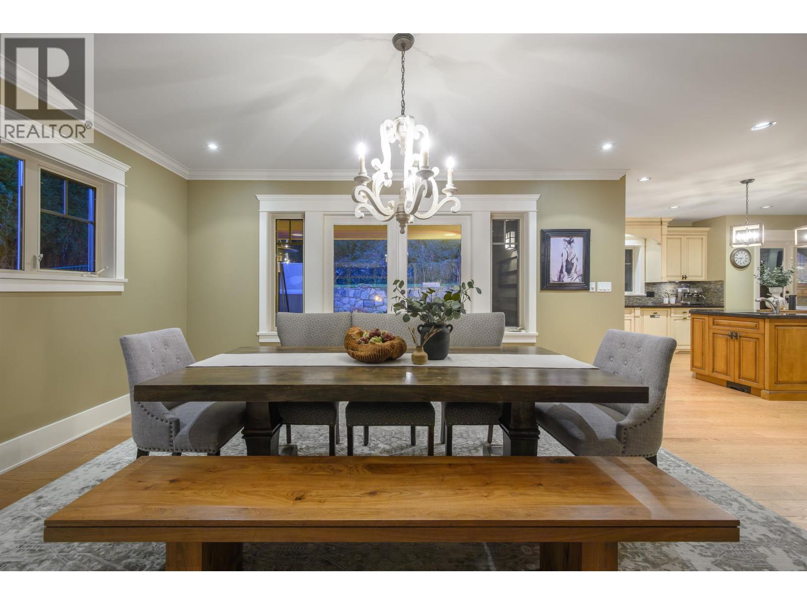 3402 Anne Macdonald Way, North Vancouver, British Columbia  V7G 2S7 - Photo 3 - R3092375