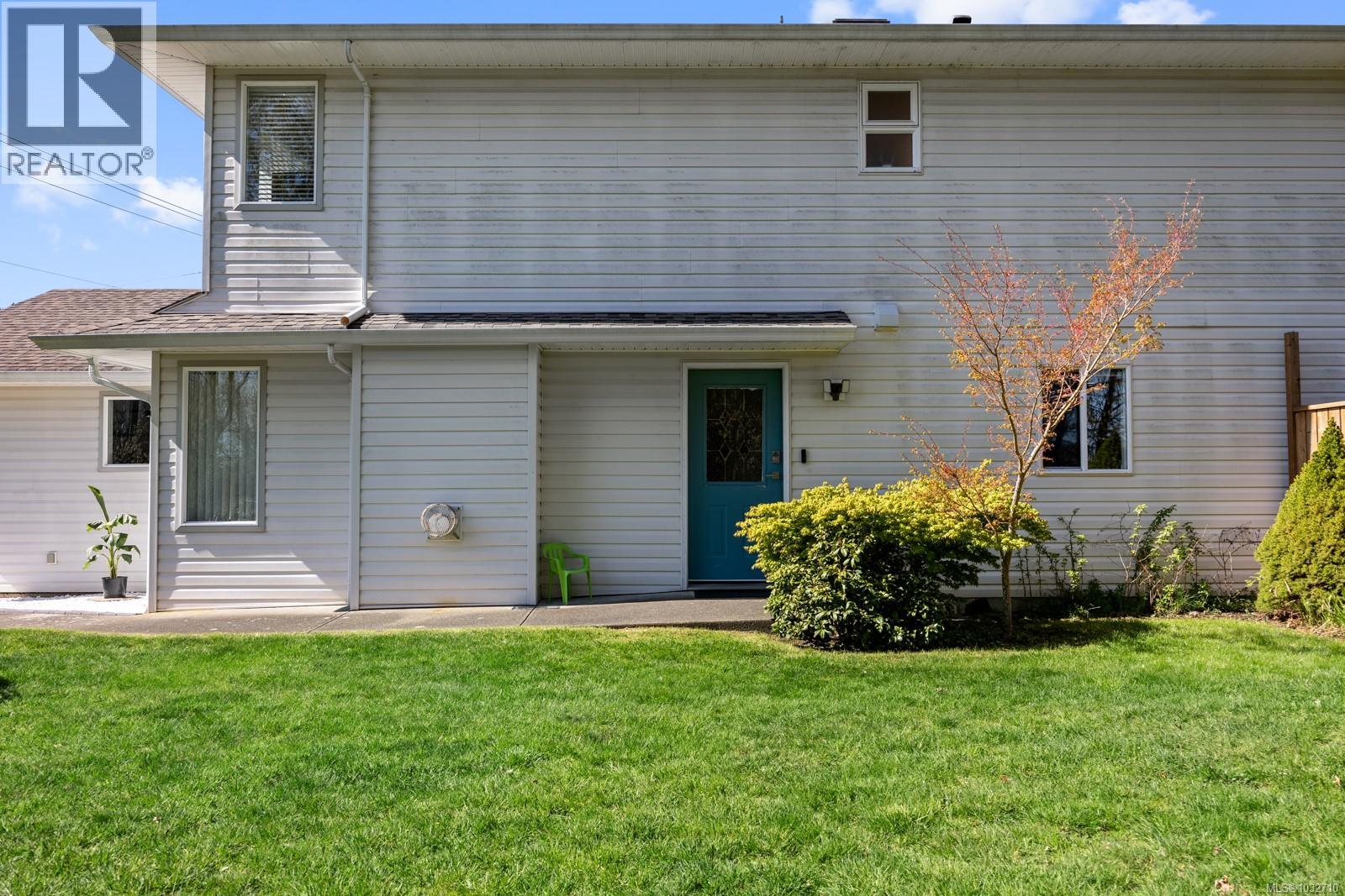 B 2425 1st St, Courtenay, British Columbia  V9N 8X9 - Photo 36 - 1032710