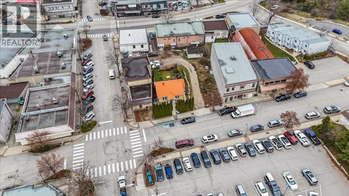 214 11th Avenue, Castlegar, British Columbia  V1N 1J2 - Photo 53 - 10348114