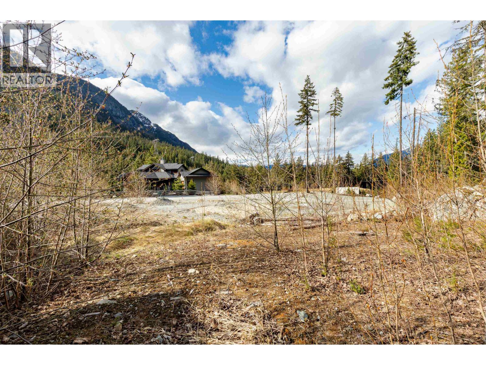 9112 Corduroy Run Court, Whistler, British Columbia  V8E 1M1 - Photo 3 - R3114279