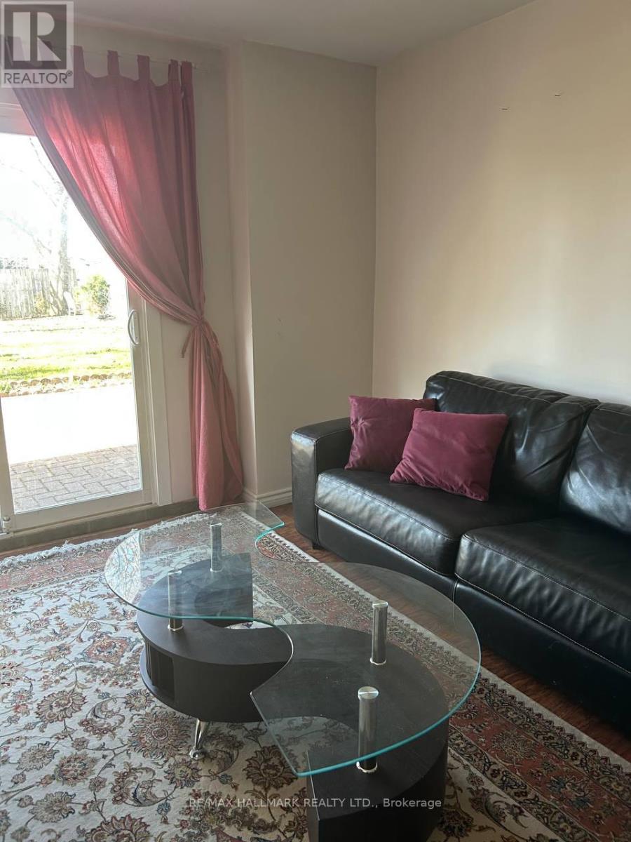 114 Angus Drive, Toronto, Ontario  M2J 2X1 - Photo 4 - C13027640