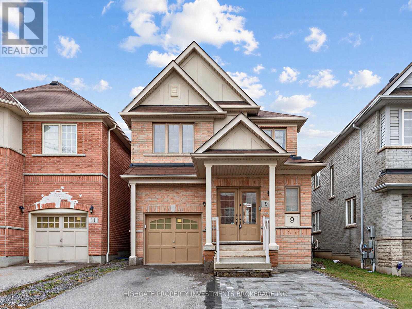 9 BARNHAM STREET, Ajax, Ontario