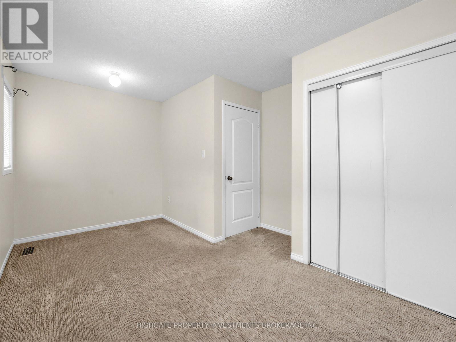 9 Barnham Street, Ajax, Ontario  L1Z 0M5 - Photo 17 - E13027622