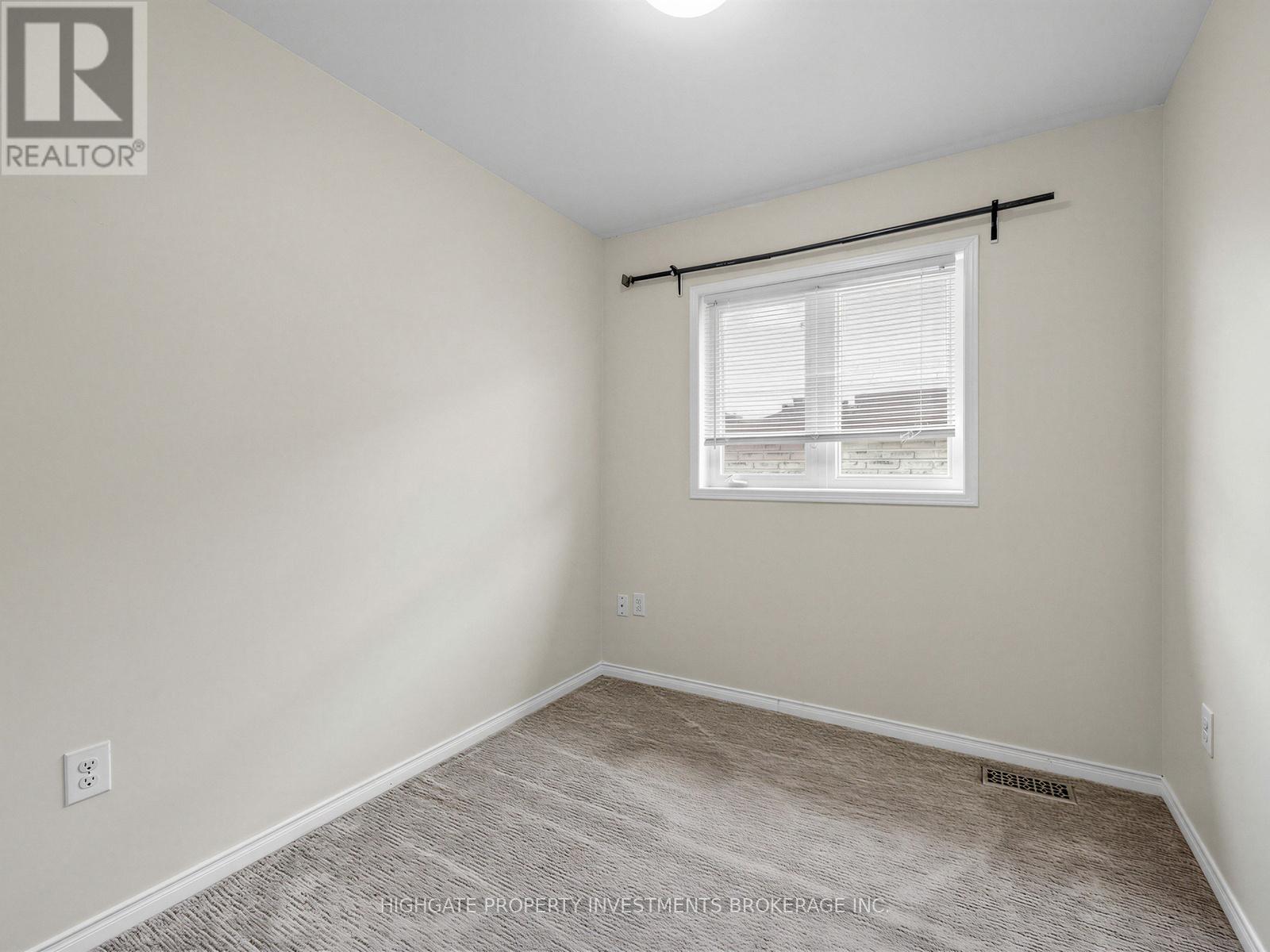 9 Barnham Street, Ajax, Ontario  L1Z 0M5 - Photo 19 - E13027622