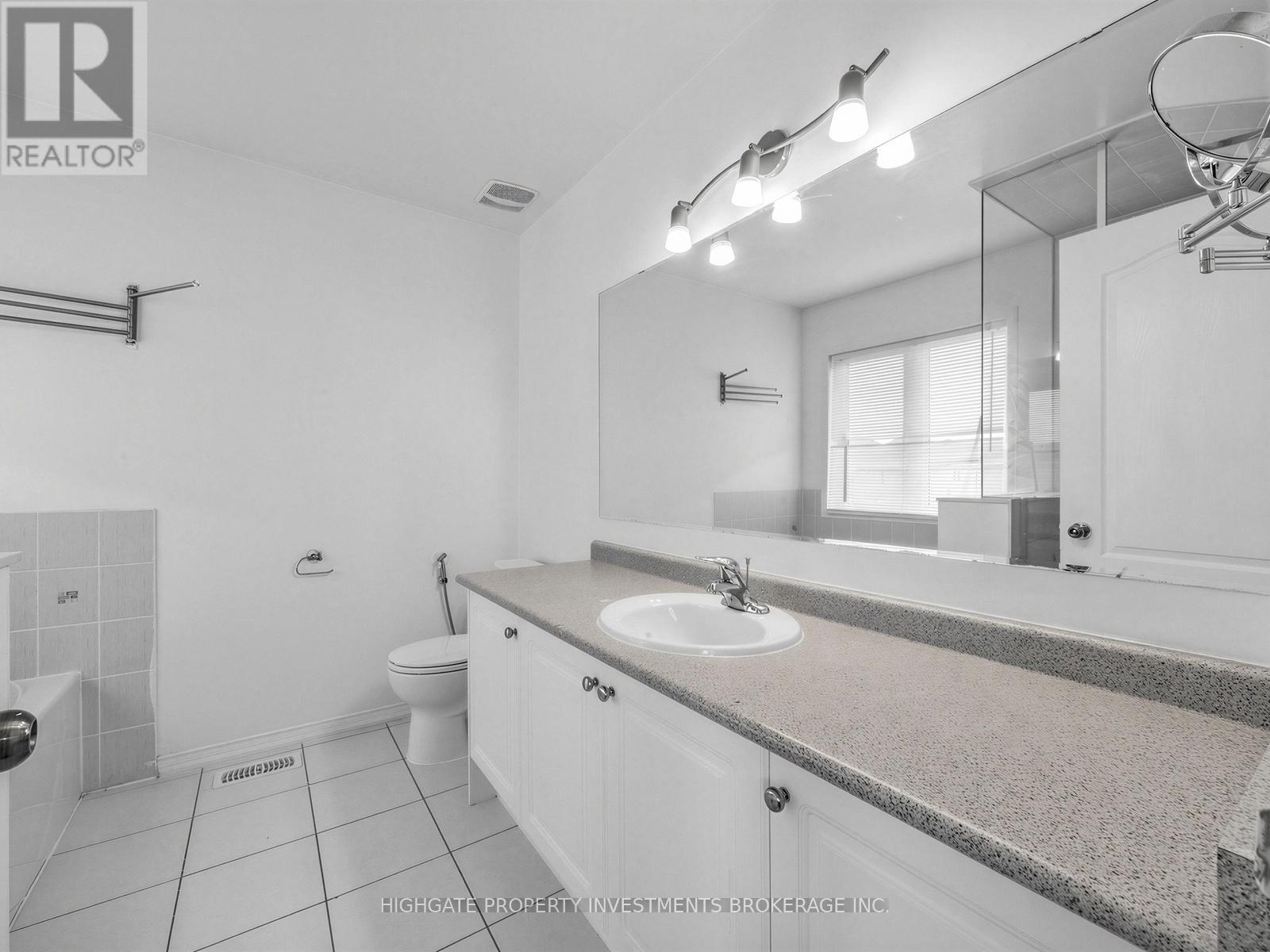 9 Barnham Street, Ajax, Ontario  L1Z 0M5 - Photo 22 - E13027622