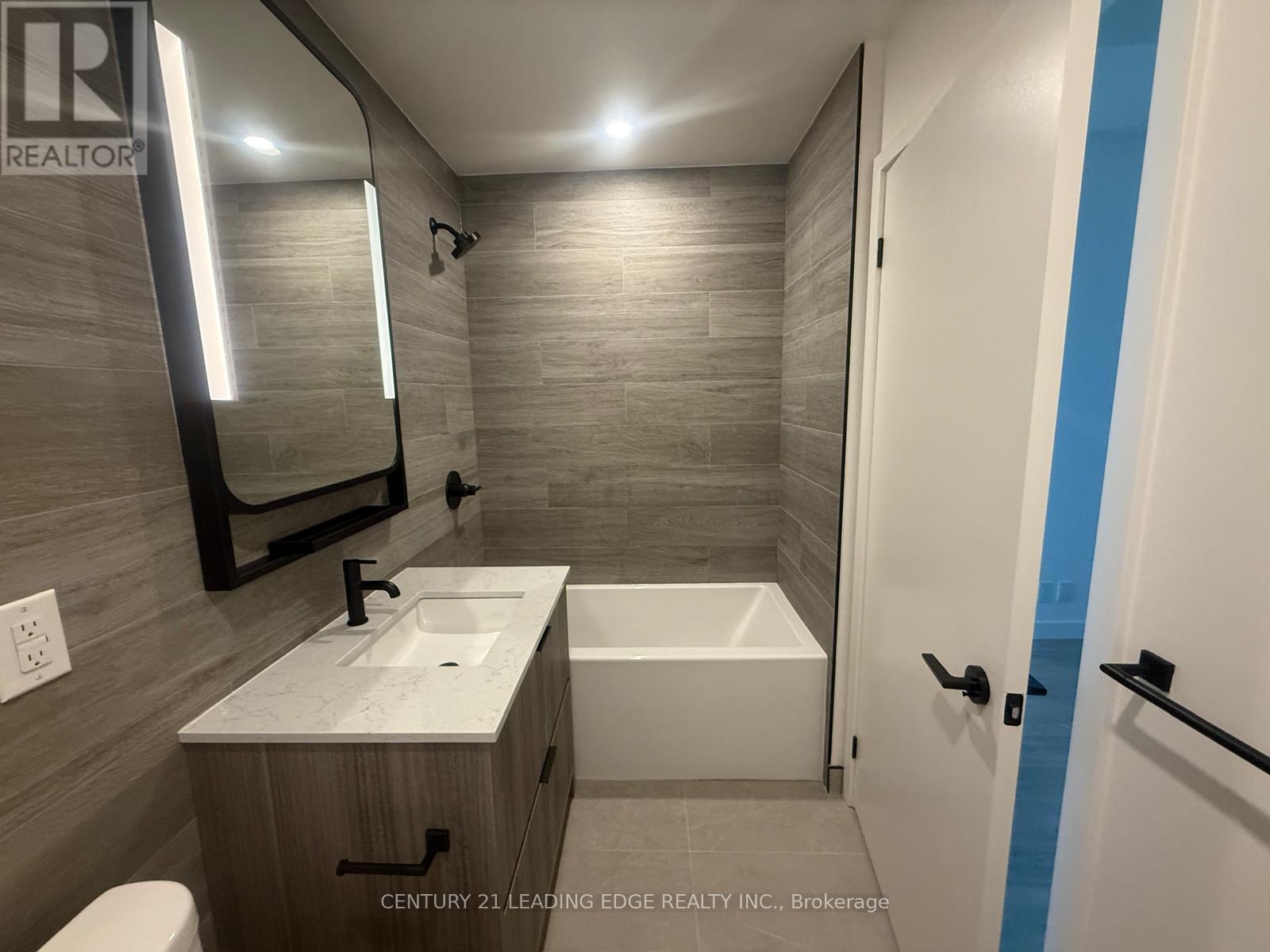 830 - 1050 Eastern Avenue, Toronto, Ontario  M4L 0B7 - Photo 11 - E13027632