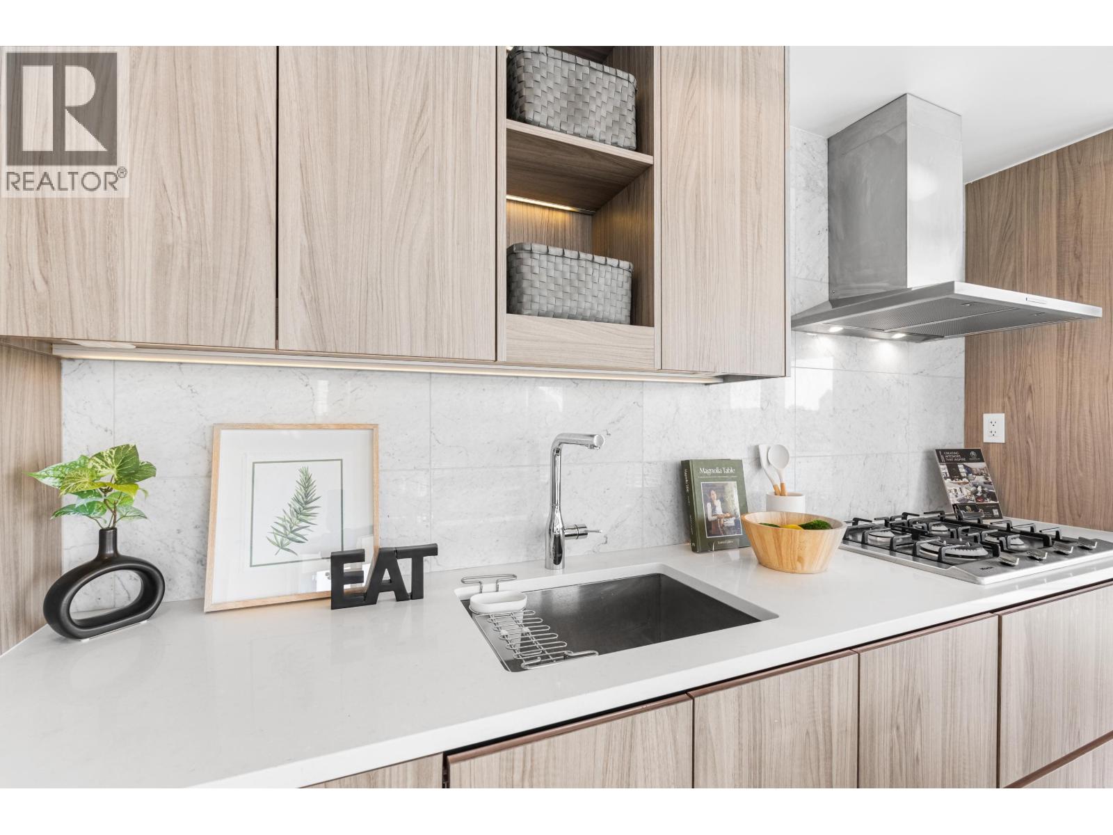 1584 87 Nelson Street, Vancouver, British Columbia  V6Z 0E8 - Photo 8 - R3114311