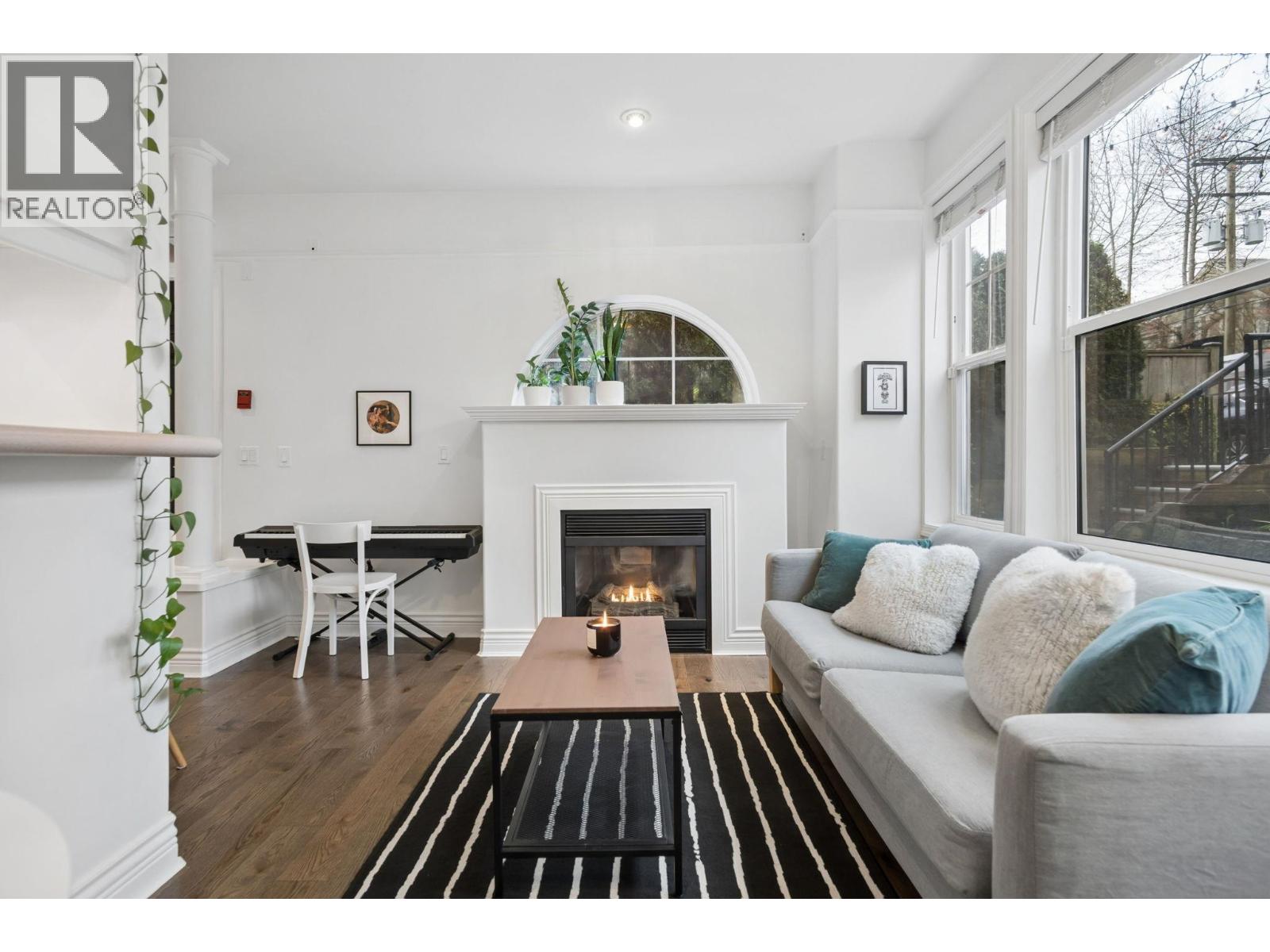 978 W 16th Avenue, Vancouver, British Columbia  V5Z 1T2 - Photo 11 - R3114313