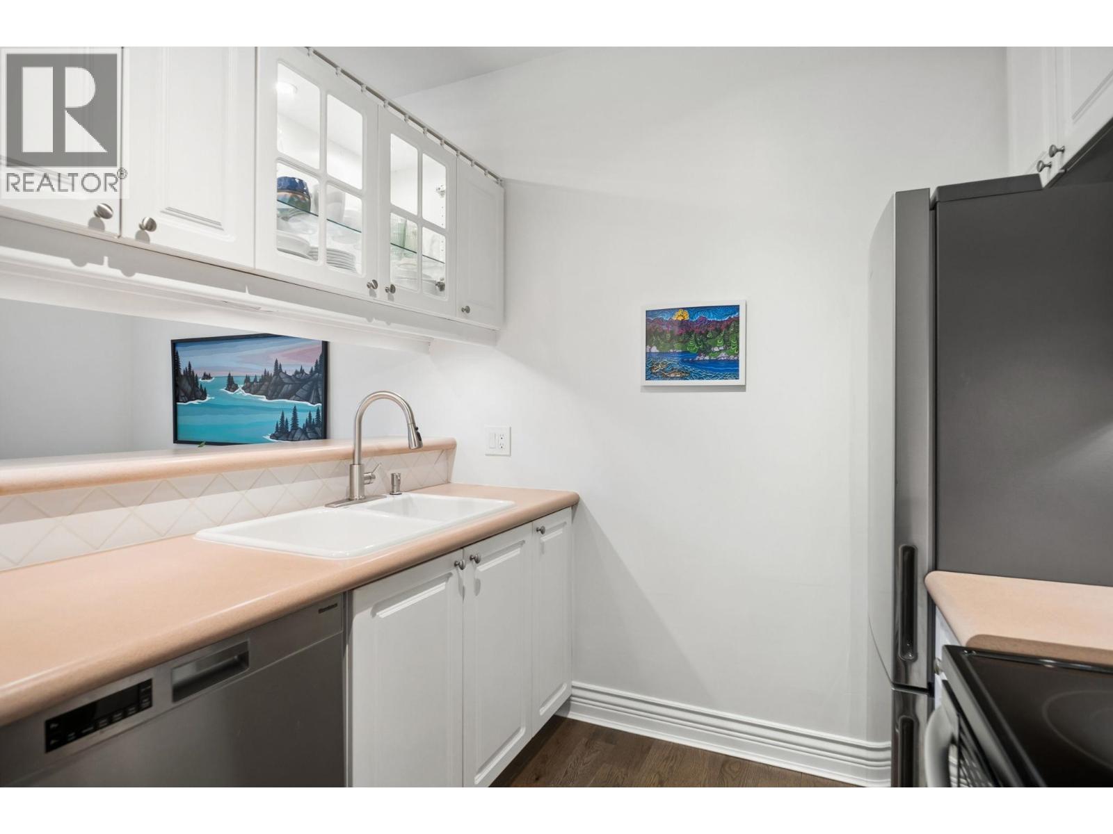 978 W 16th Avenue, Vancouver, British Columbia  V5Z 1T2 - Photo 15 - R3114313