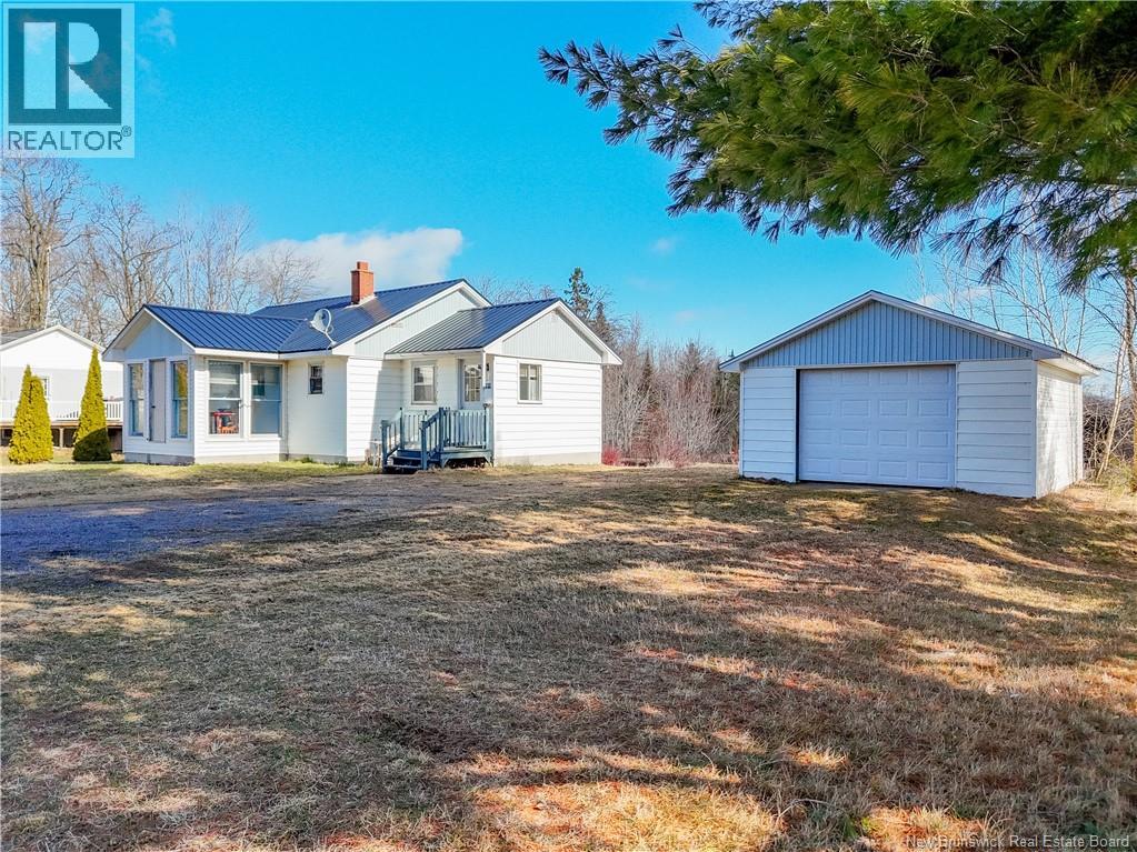 899 Route 102, Swan Creek, New Brunswick  E2V 2Y3 - Photo 3 - NB137254