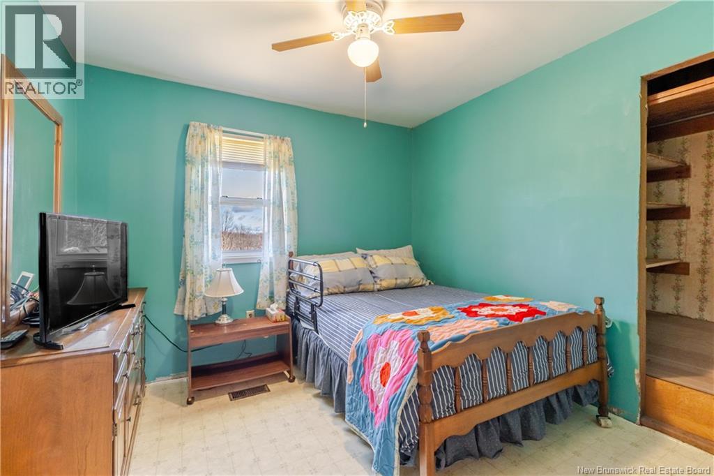 899 Route 102, Swan Creek, New Brunswick  E2V 2Y3 - Photo 11 - NB137254