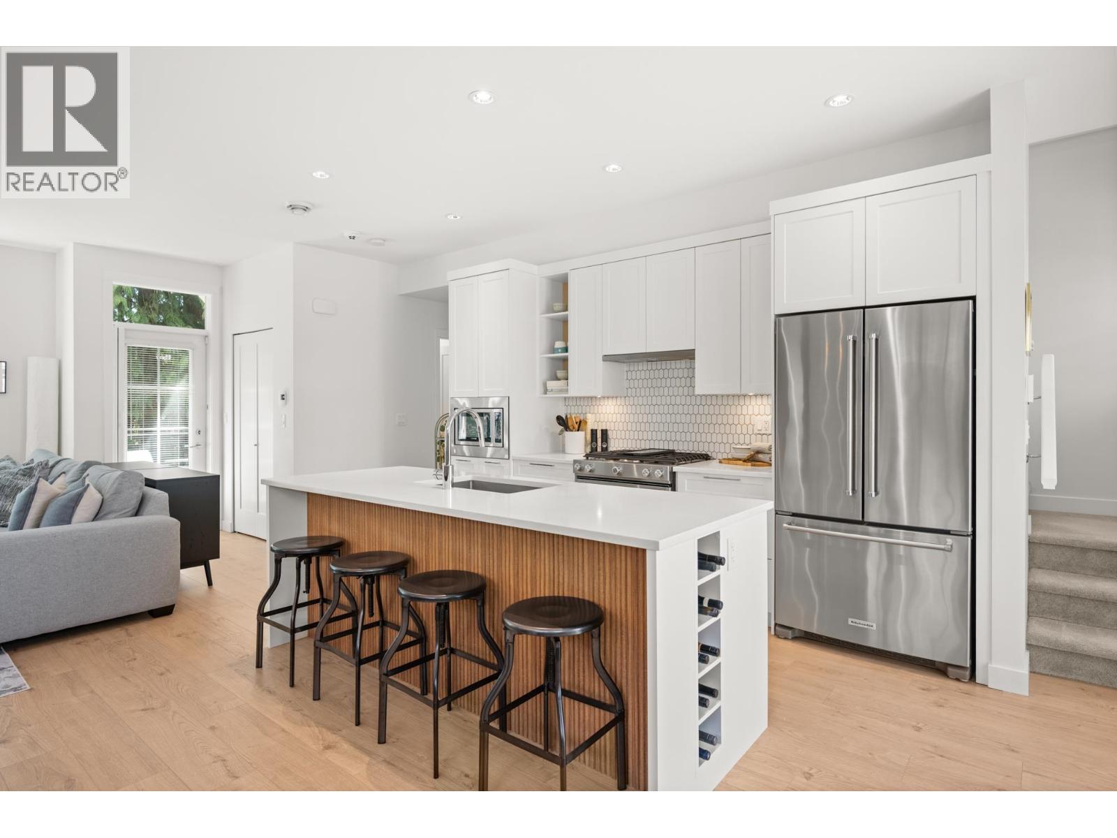 130 1225 Mitchell Street, Coquitlam, British Columbia  V3B 0R5 - Photo 2 - R3114074