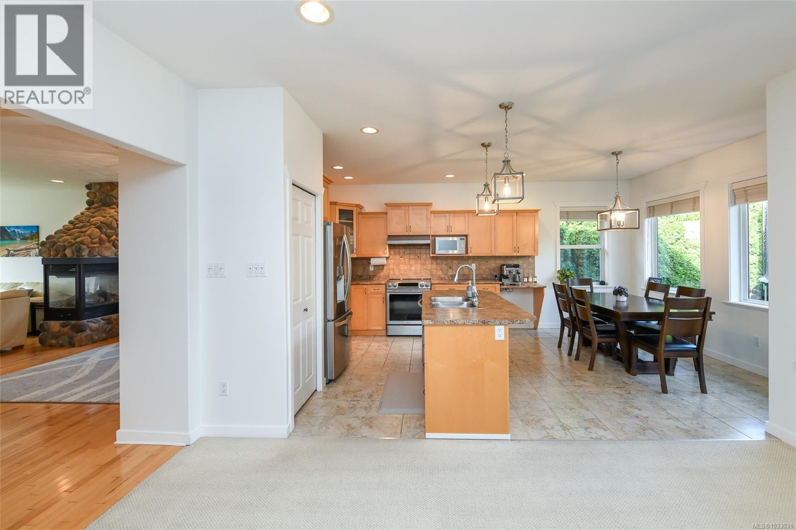 2390 Idiens Way, Courtenay, British Columbia  V9N 9J3 - Photo 9 - 1033031