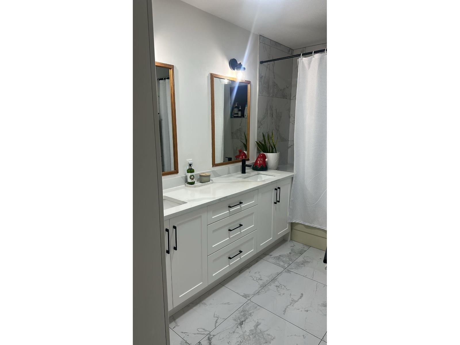 12737 Crescent Road, Surrey, British Columbia  V4A 2V6 - Photo 14 - R3074157