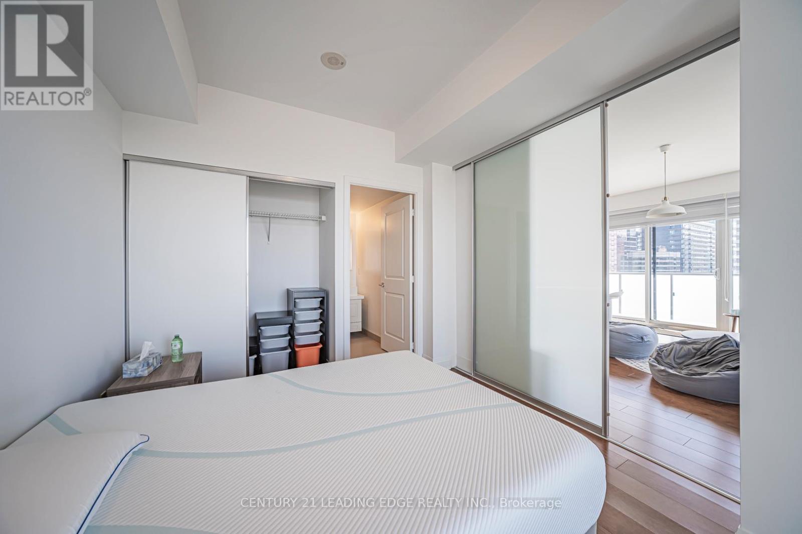 2104 - 1080 Bay Street, Toronto, Ontario  M5S 0A5 - Photo 23 - C13024554