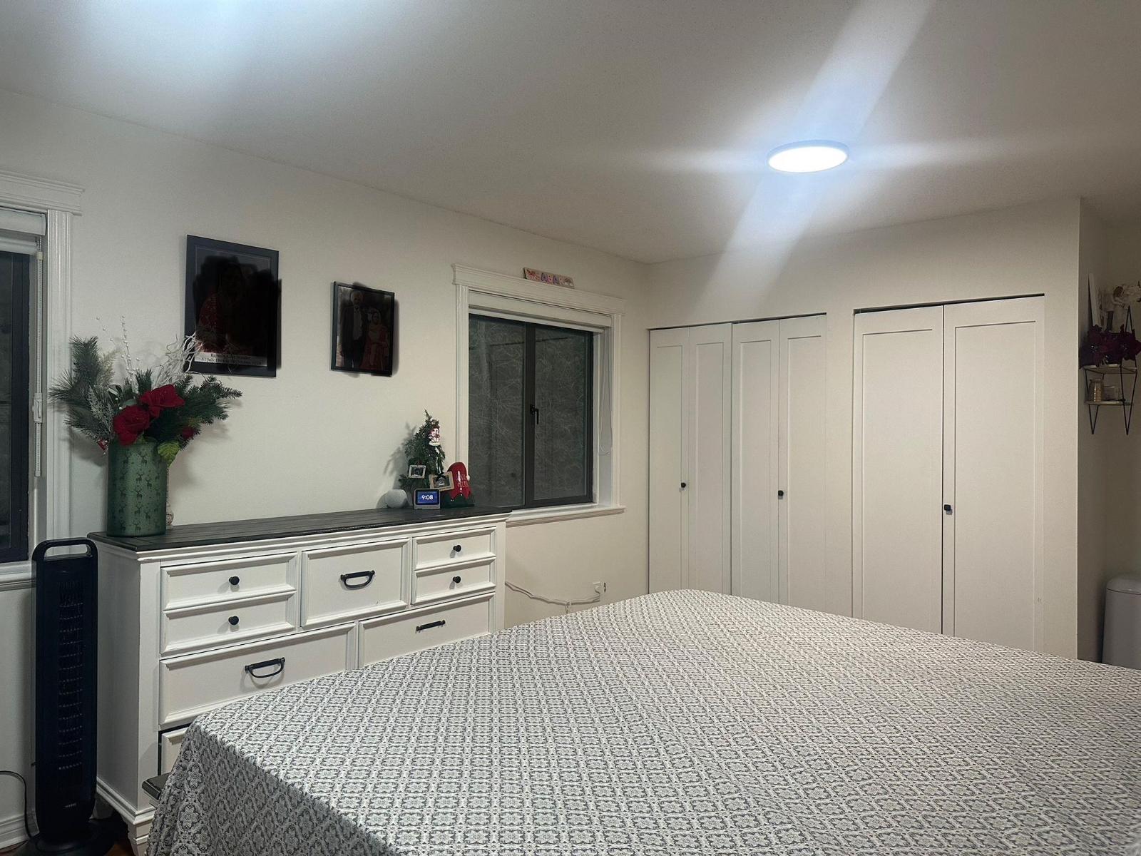 12737 Crescent Road, Surrey, British Columbia  V4A 2V6 - Photo 3 - R3074157