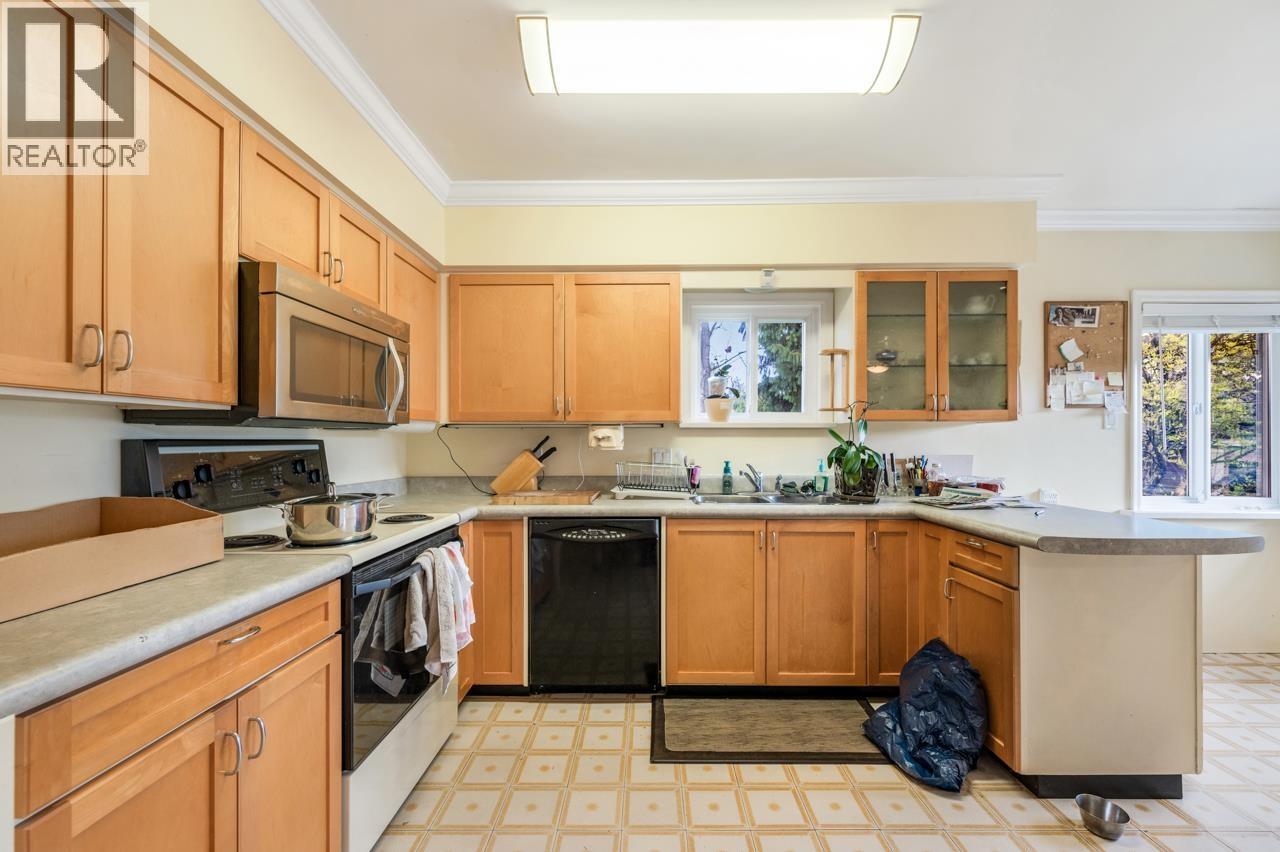 5432 Laurel Street, Burnaby, British Columbia  V5G 1N2 - Photo 11 - R3112237