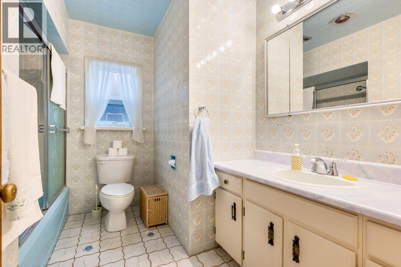 5432 Laurel Street, Burnaby, British Columbia  V5G 1N2 - Photo 18 - R3112237