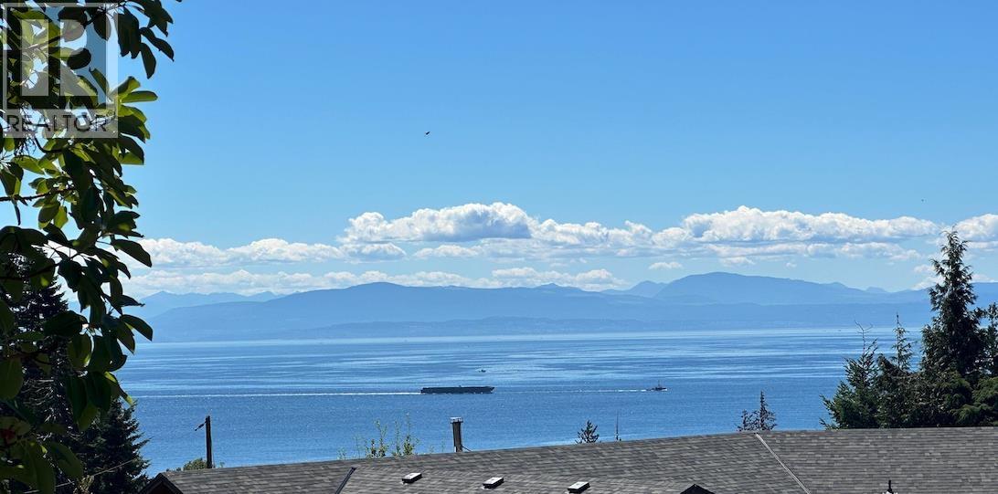 5112 Chapman Road, Sechelt, British Columbia  V7Z 0G4 - Photo 2 - R3114289