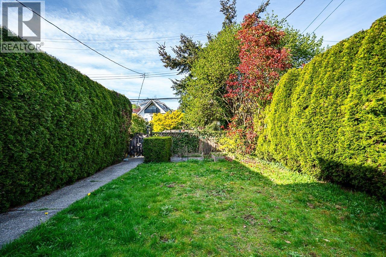 1623 E 12th Avenue, Vancouver, British Columbia  V5N 2A2 - Photo 34 - R3114300