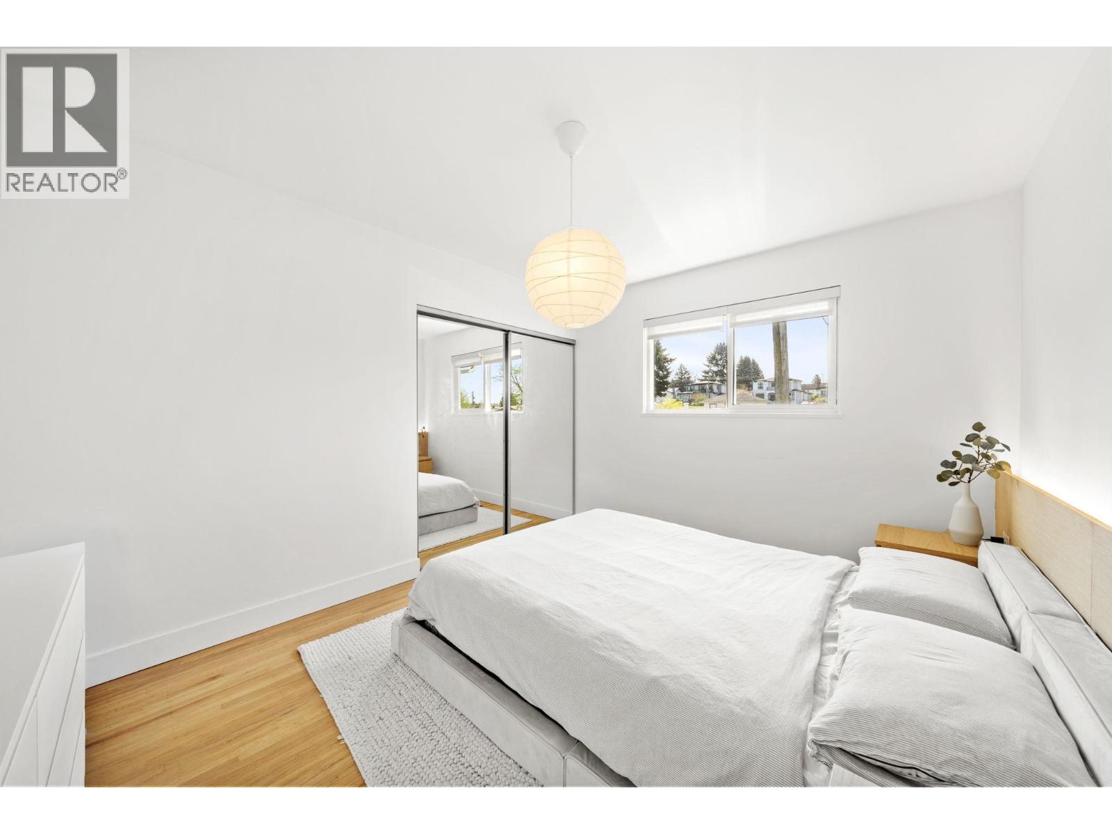 5111 Laurel Street, Burnaby, British Columbia  V5G 1M8 - Photo 15 - R3114303