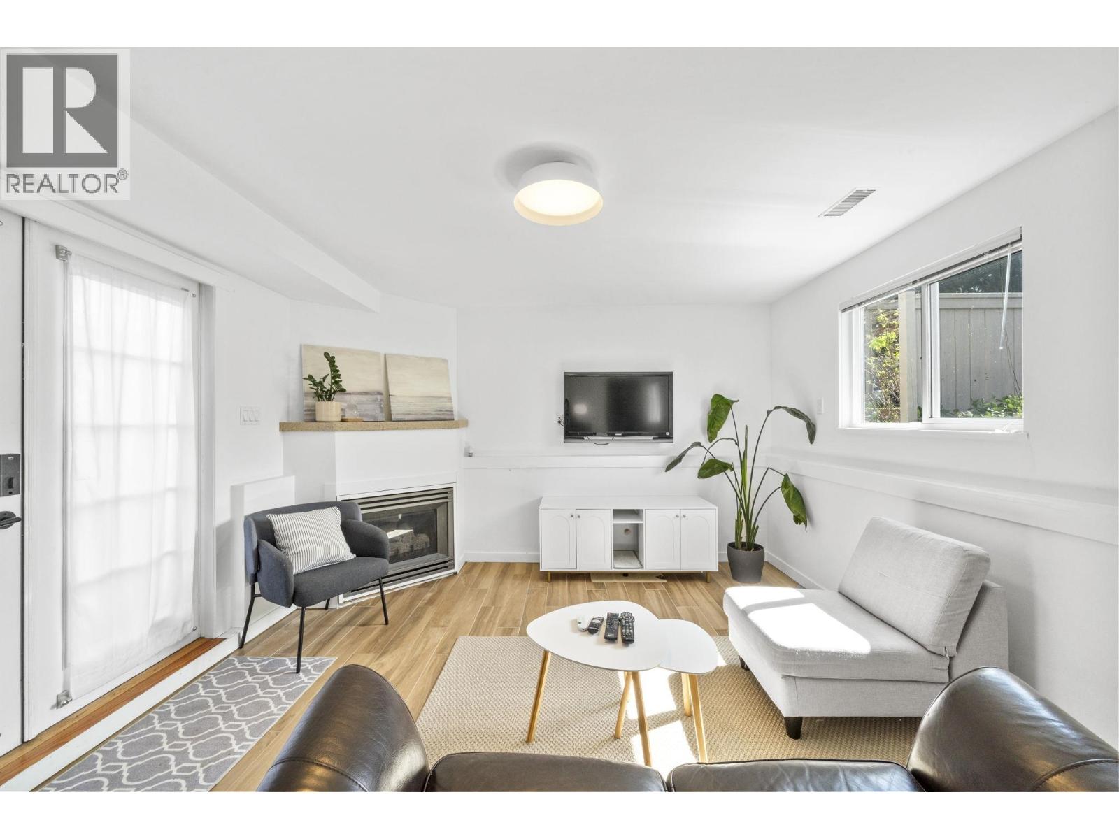 5111 Laurel Street, Burnaby, British Columbia  V5G 1M8 - Photo 23 - R3114303