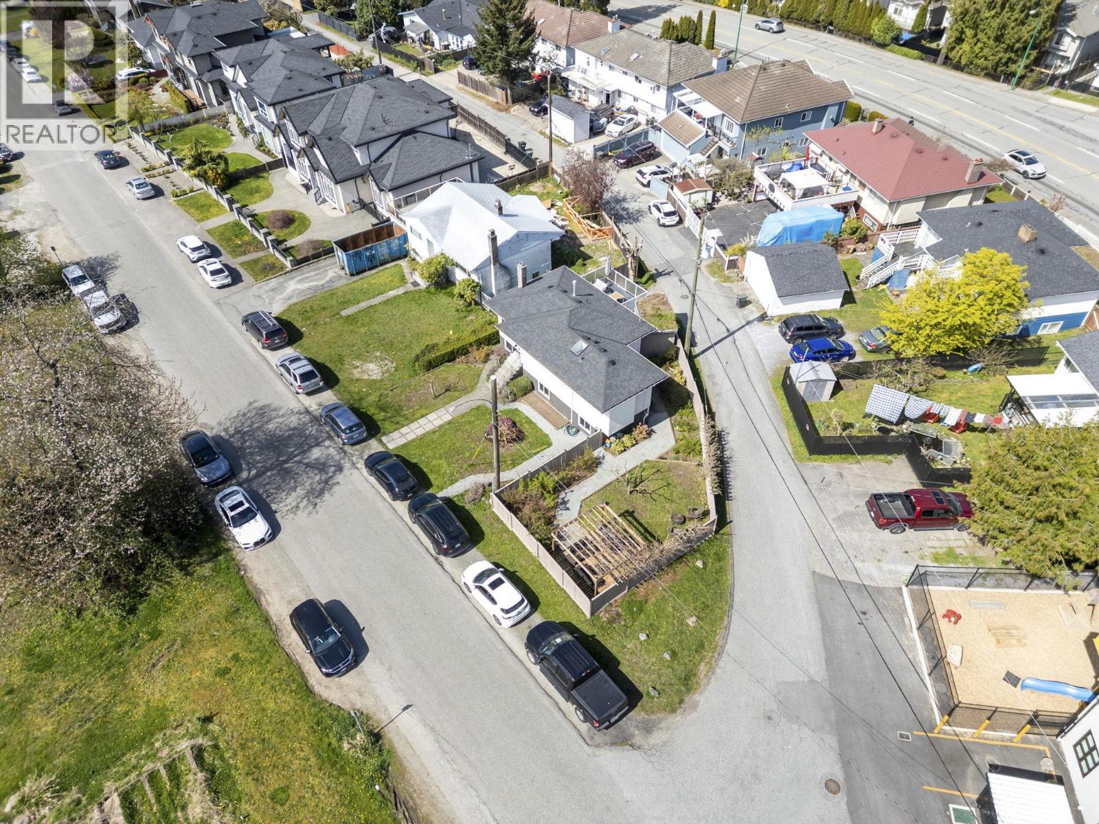 5111 Laurel Street, Burnaby, British Columbia  V5G 1M8 - Photo 35 - R3114303