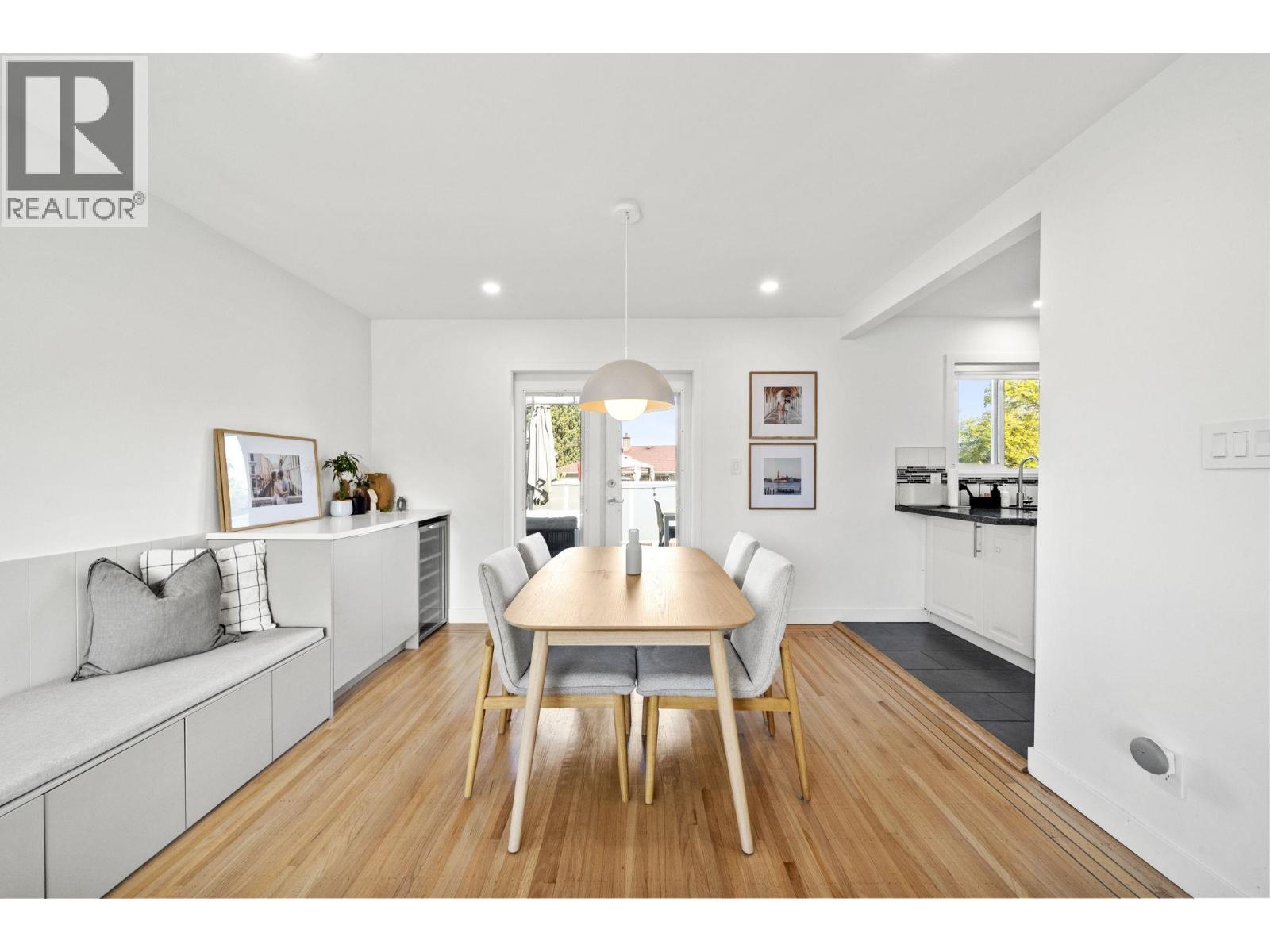 5111 Laurel Street, Burnaby, British Columbia  V5G 1M8 - Photo 8 - R3114303