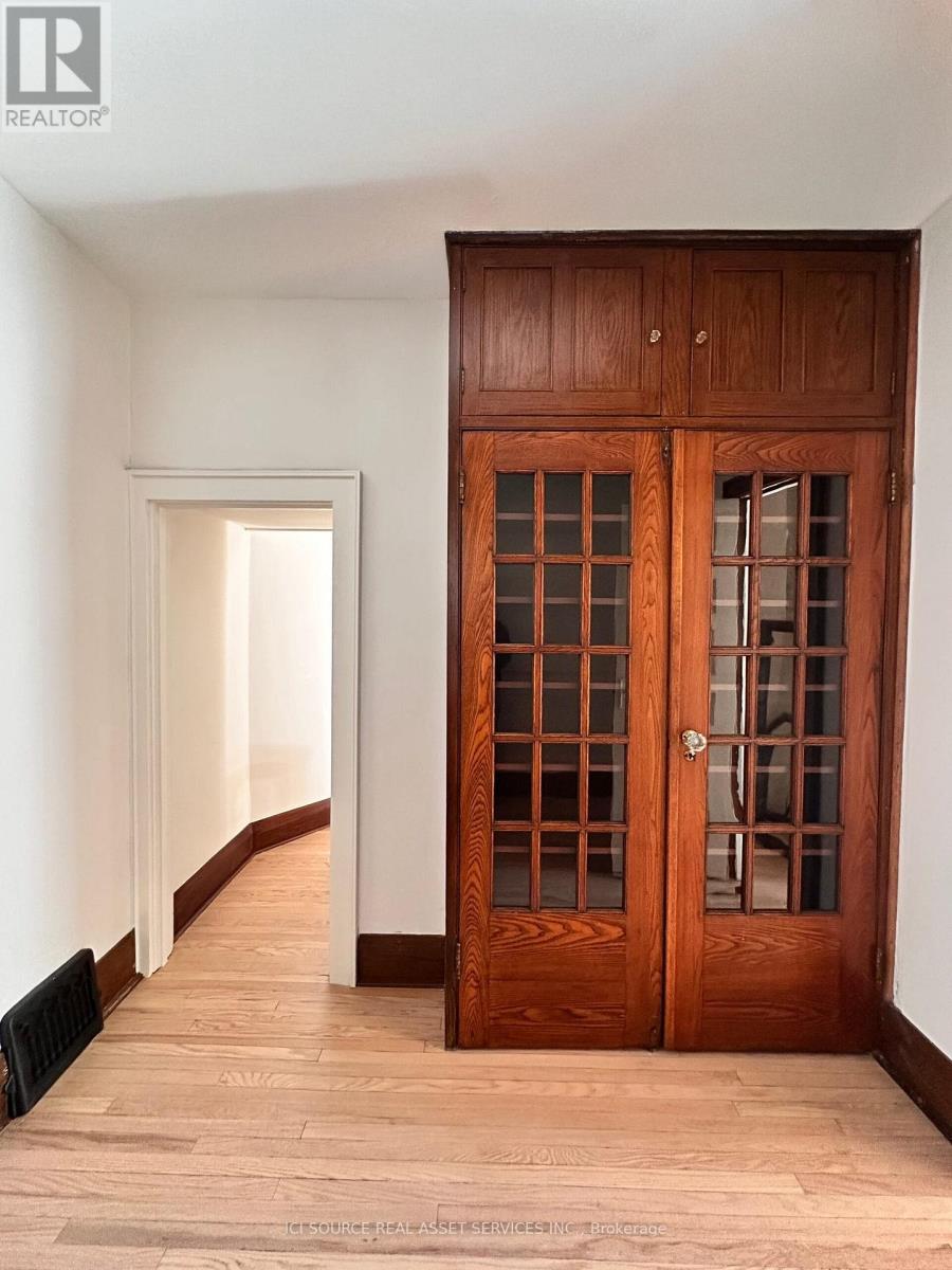 32 Alhambra Avenue, Toronto, Ontario  M6R 2S5 - Photo 5 - W13023424