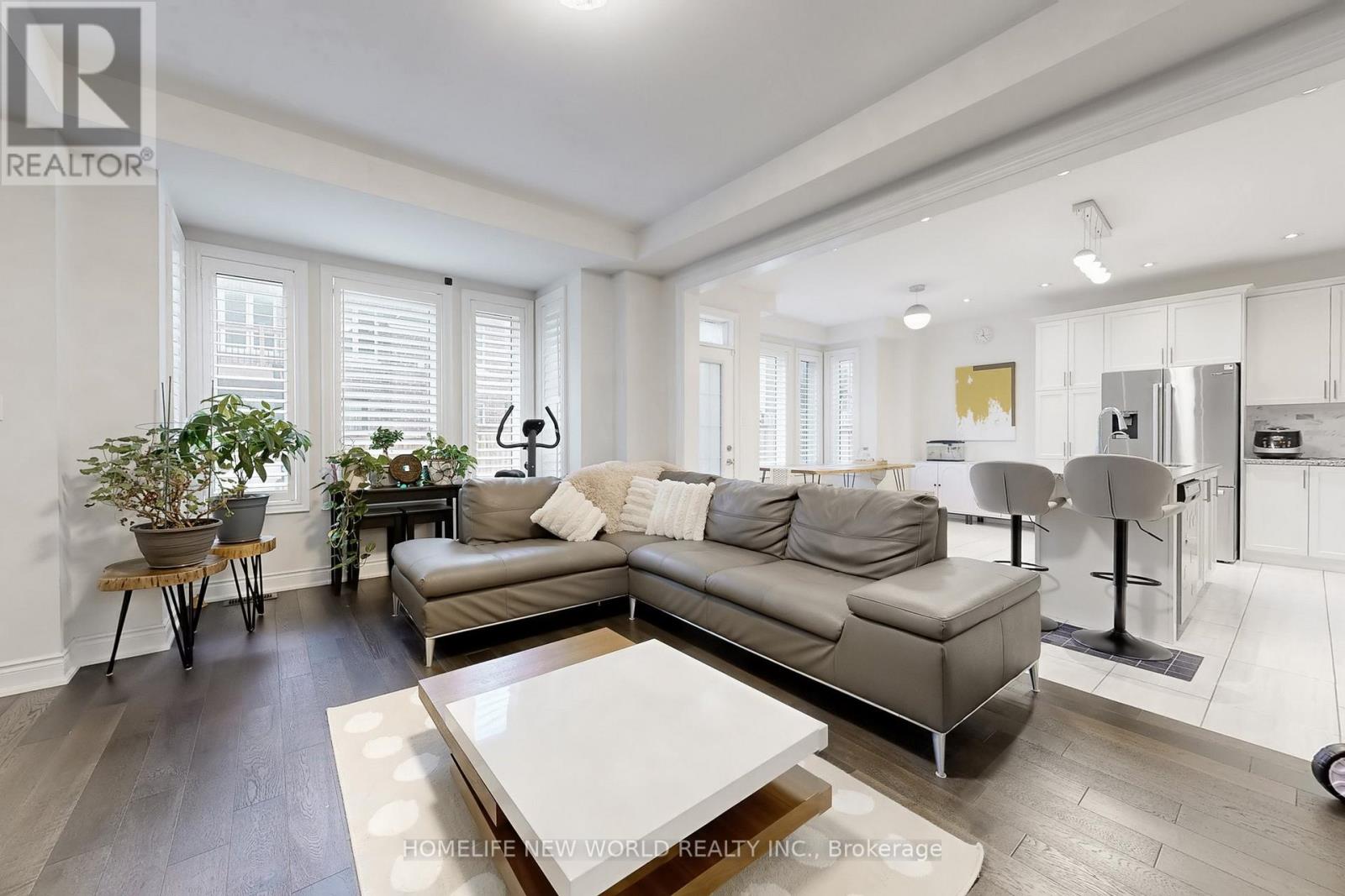 50 Ben Sinclair Avenue, East Gwillimbury (Queensville), Ontario  L9N 0S2 - Photo 4 - N13027628