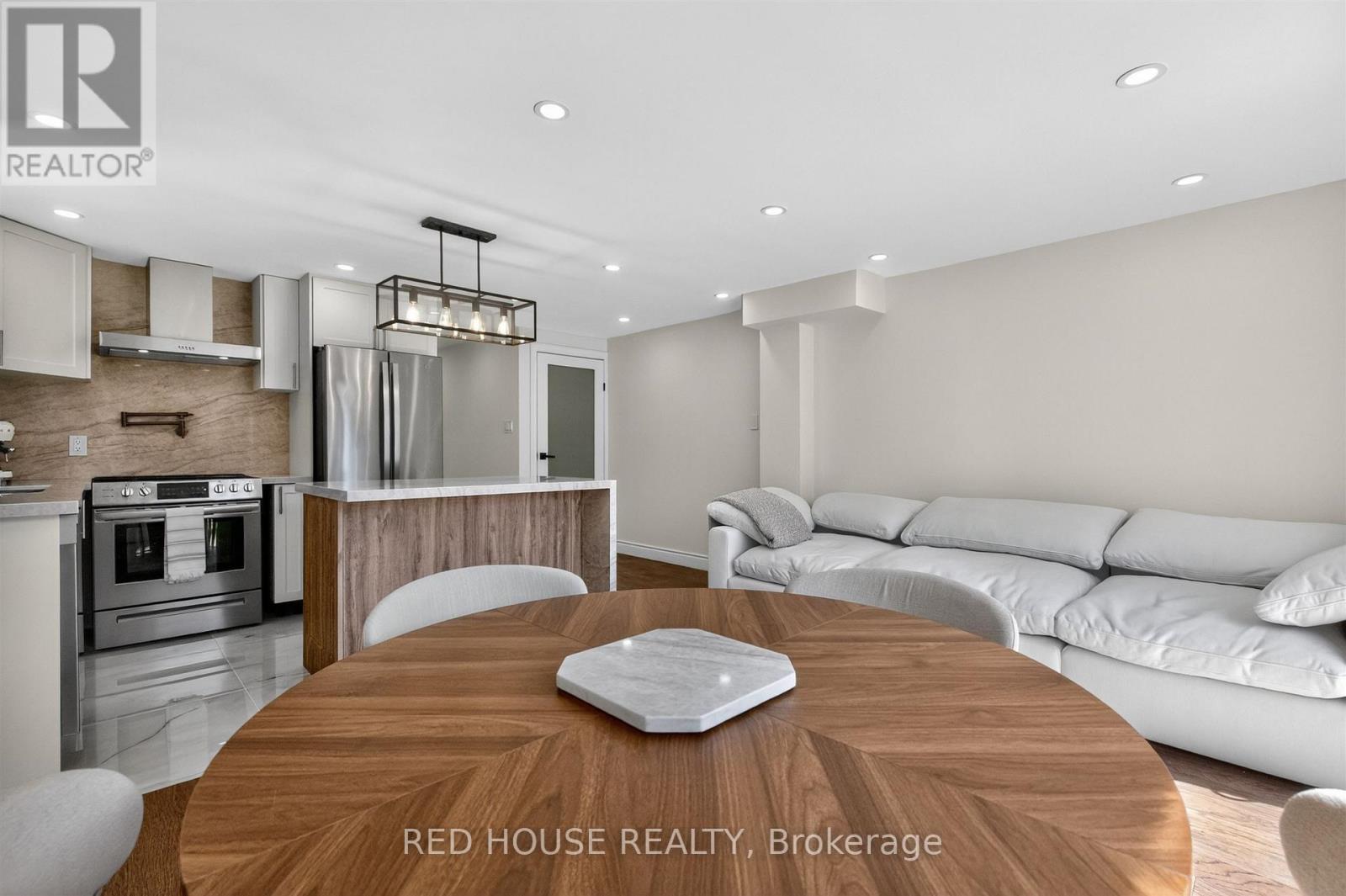 283 Dunsmore Lane, Barrie, Ontario  L4M 7A7 - Photo 11 - S13027650