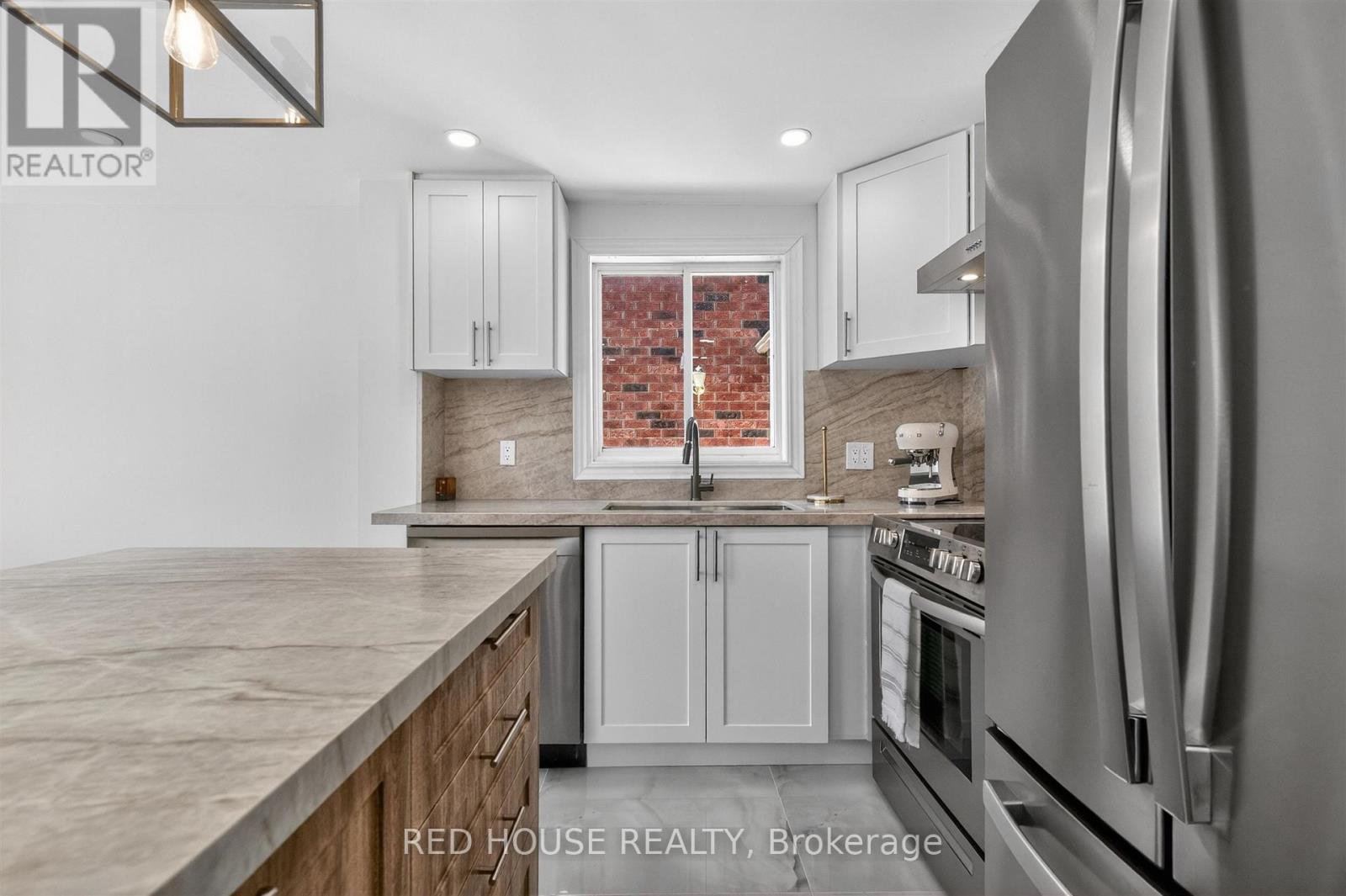 283 Dunsmore Lane, Barrie, Ontario  L4M 7A7 - Photo 16 - S13027650