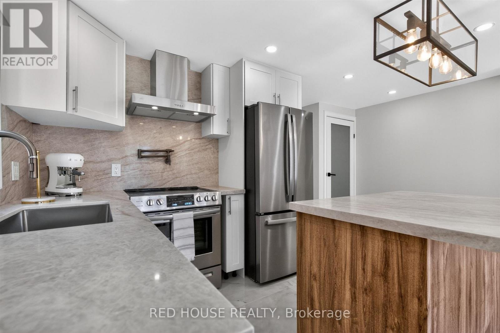 283 Dunsmore Lane, Barrie, Ontario  L4M 7A7 - Photo 19 - S13027650