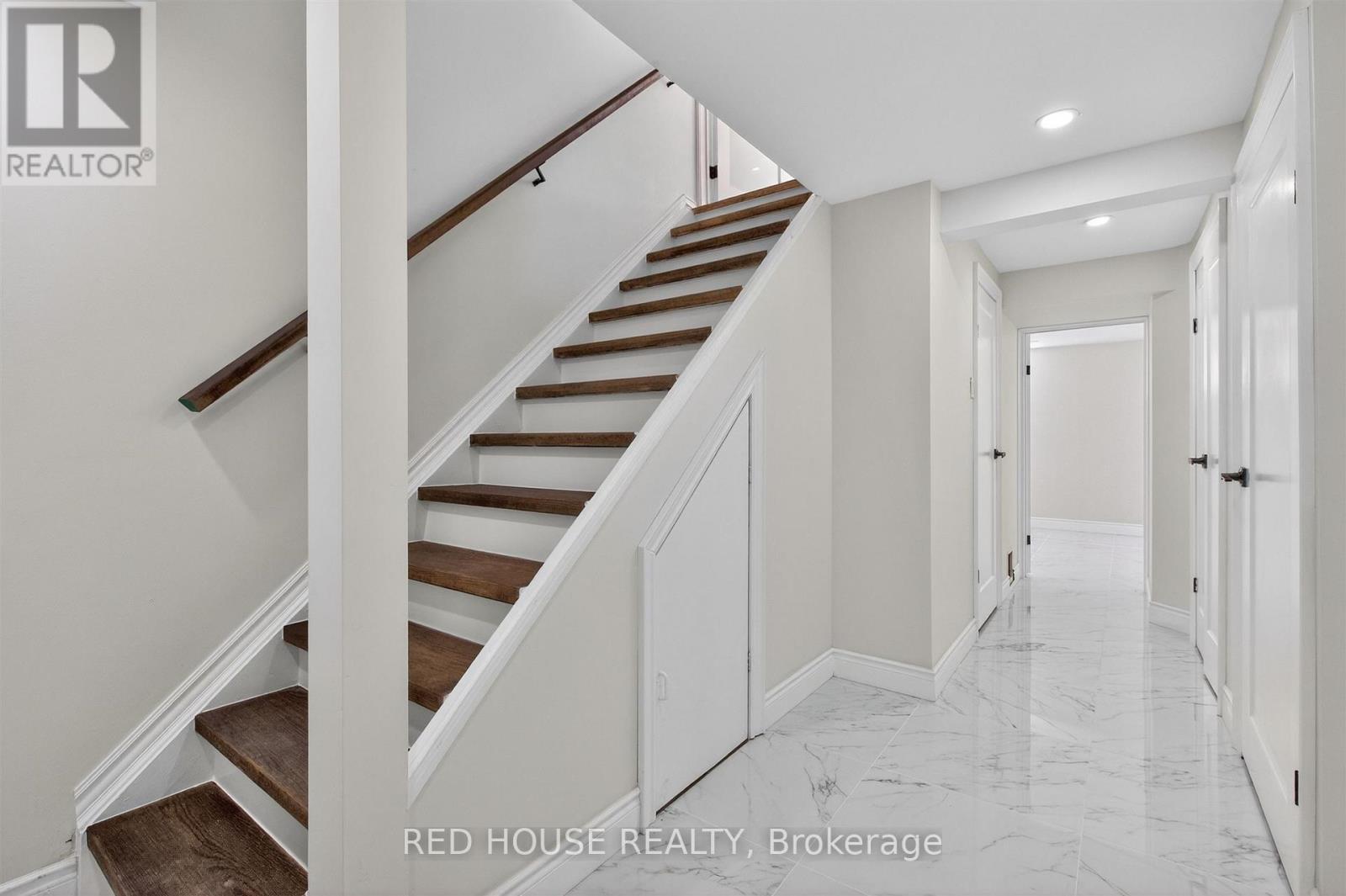 283 Dunsmore Lane, Barrie, Ontario  L4M 7A7 - Photo 31 - S13027650