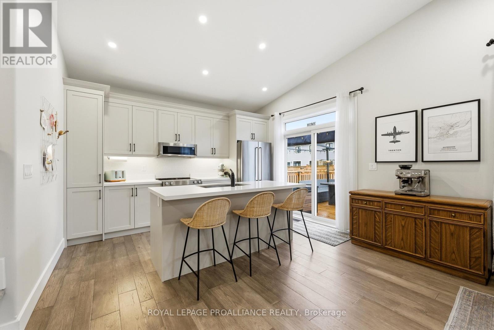 84 Potter Drive, Loyalist, Ontario  K0H 2H0 - Photo 6 - X13027358