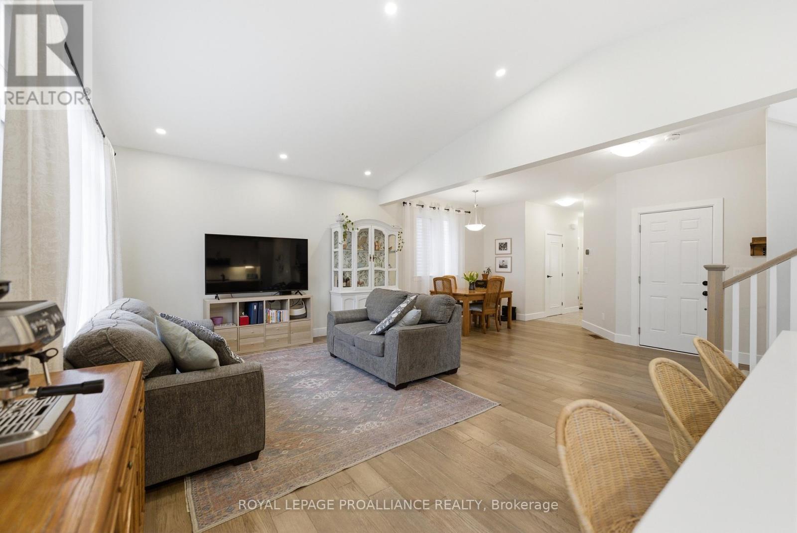 84 Potter Drive, Loyalist, Ontario  K0H 2H0 - Photo 5 - X13027358