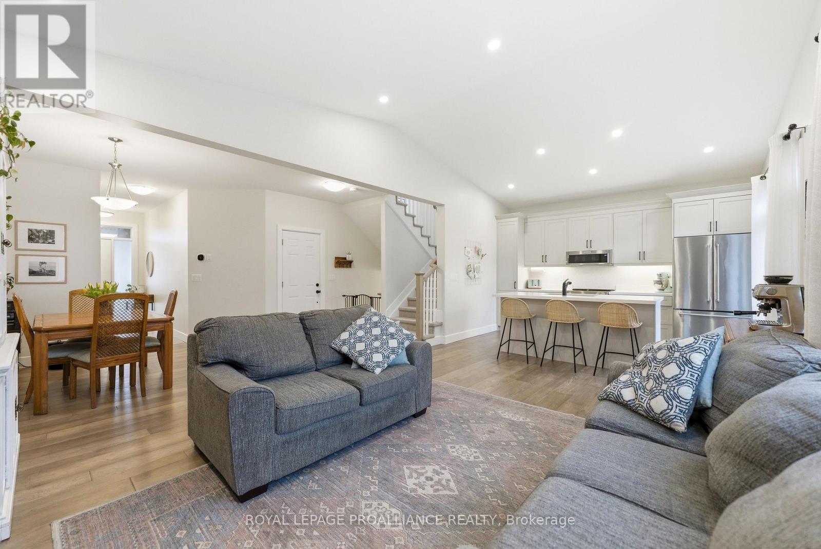 84 Potter Drive, Loyalist, Ontario  K0H 2H0 - Photo 4 - X13027358