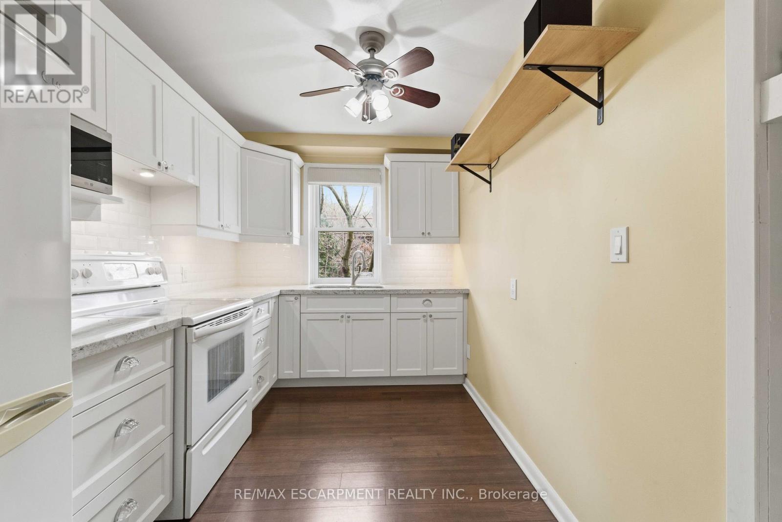 23 - 231 Macnab Street S, Hamilton (Durand), Ontario  L8P 3C9 - Photo 7 - X13027610