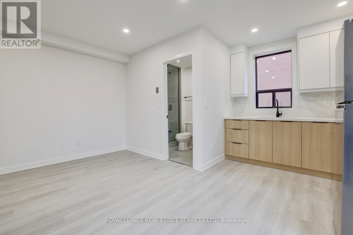 303 - 20 Duke Street, Hamilton, Ontario  L8P 1X1 - Photo 7 - X13027644