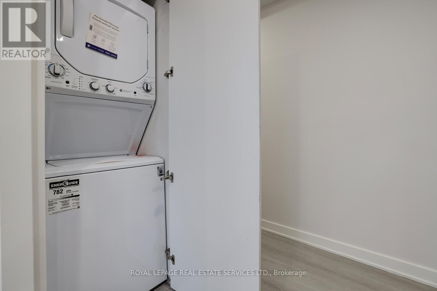 305 - 20 Duke Street, Hamilton (Durand), Ontario  L8P 1X1 - Photo 11 - X13027648