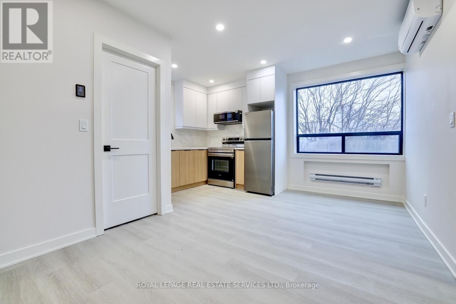 305 - 20 Duke Street, Hamilton (Durand), Ontario  L8P 1X1 - Photo 4 - X13027648