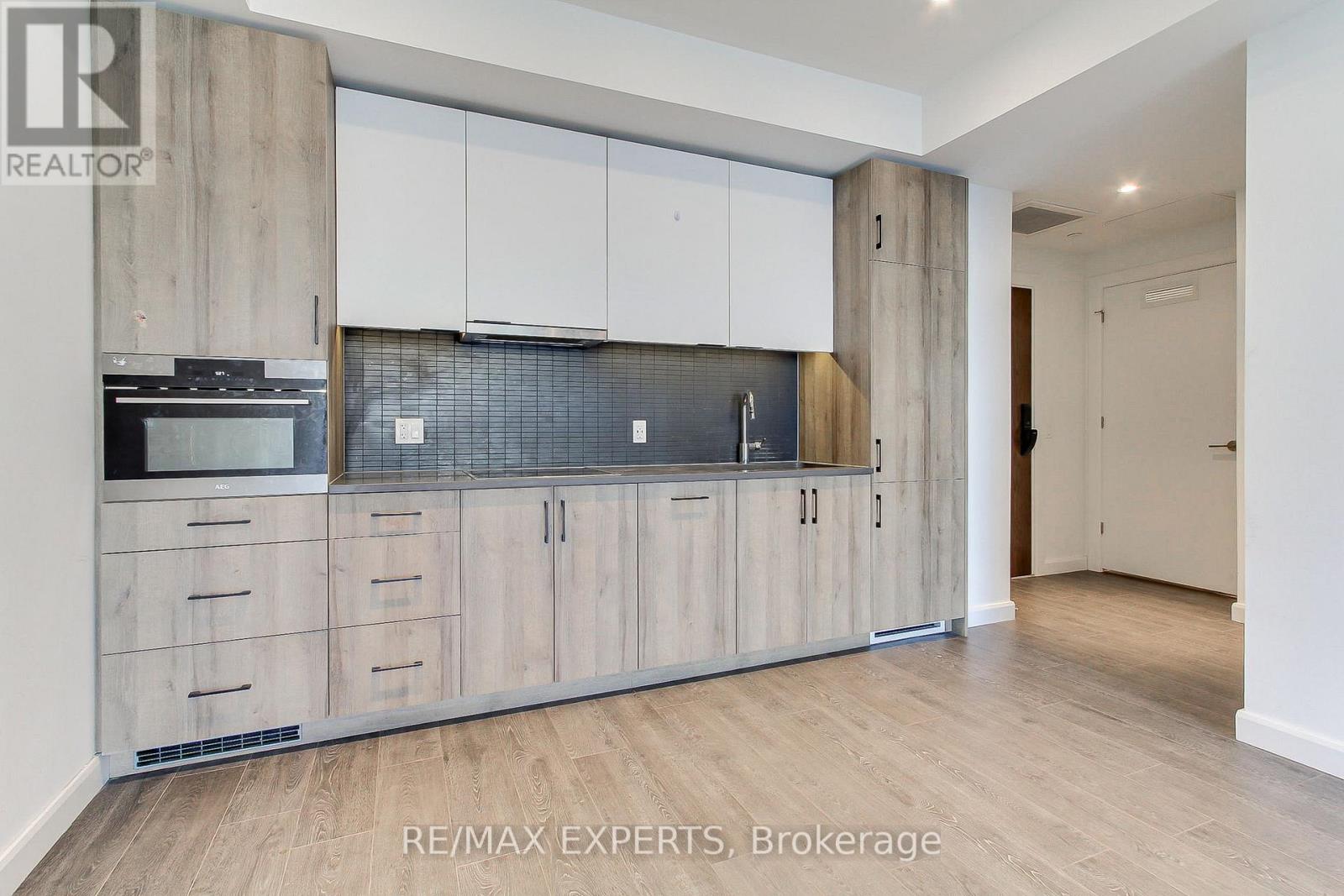 103 - 741 King Street, Kitchener, Ontario  N2G 0E9 - Photo 11 - X13027654