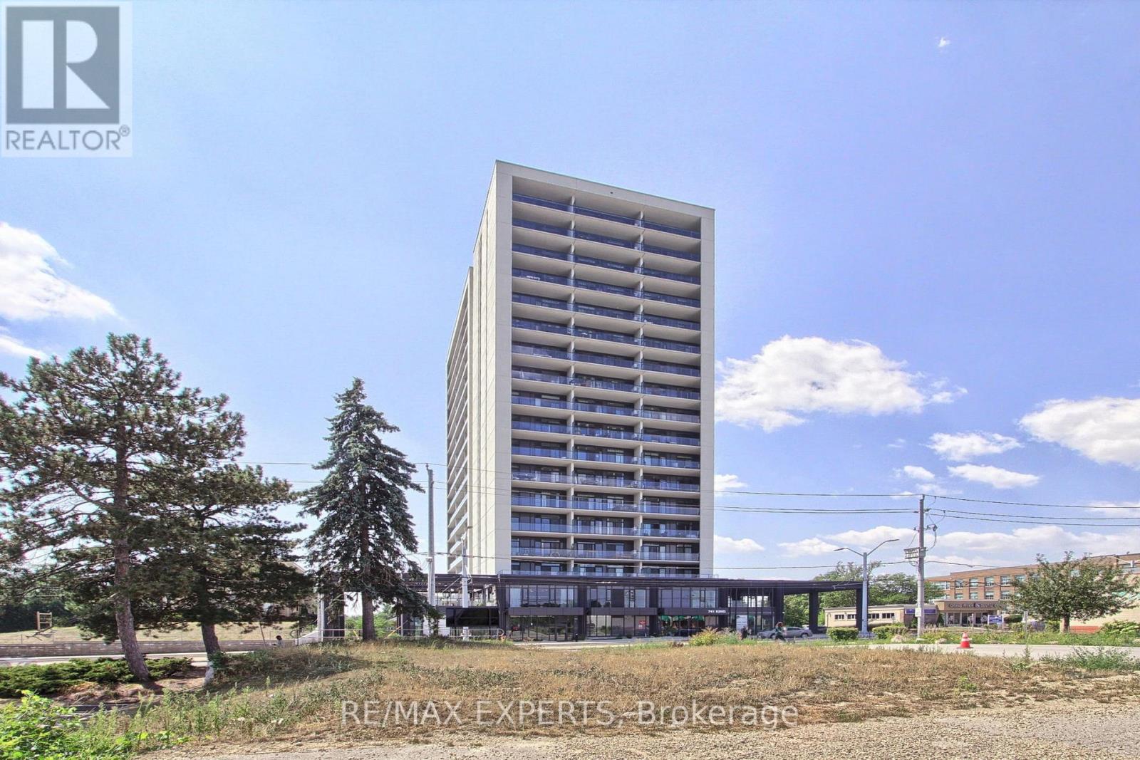 103 - 741 King Street, Kitchener, Ontario  N2G 0E9 - Photo 2 - X13027654