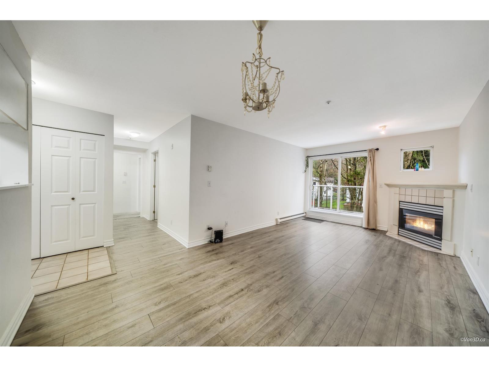 C302 9848 Whalley Boulevard, Surrey, British Columbia  V3T 5S8 - Photo 1 - R3113878