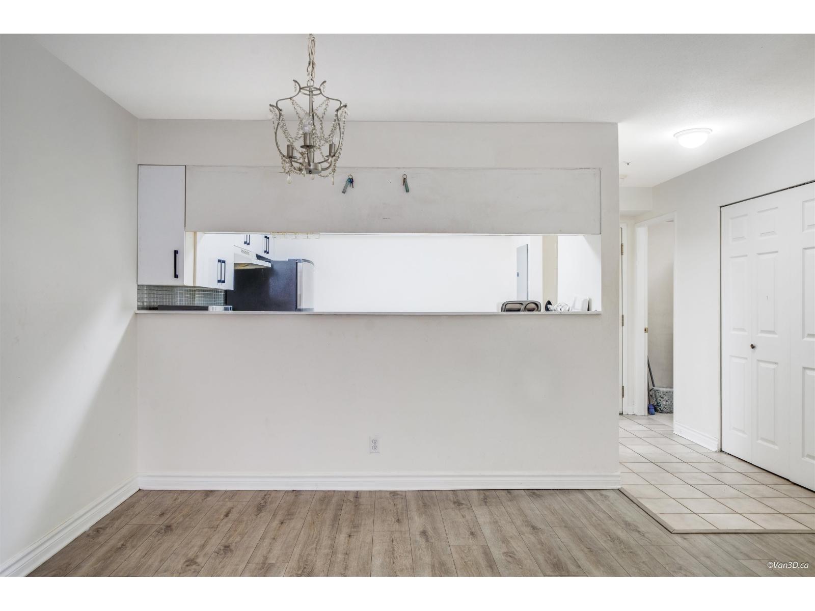 C302 9848 Whalley Boulevard, Surrey, British Columbia  V3T 5S8 - Photo 5 - R3113878