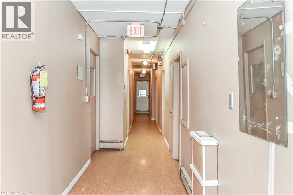 20 Elliott Street, Cambridge, Ontario  N1R 2J2 - Photo 27 - 40803195