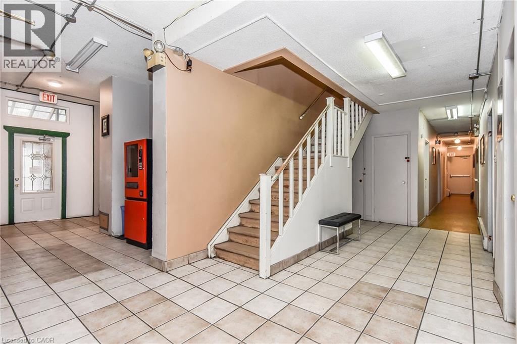 20 Elliott Street, Cambridge, Ontario  N1R 2J2 - Photo 14 - 40807254