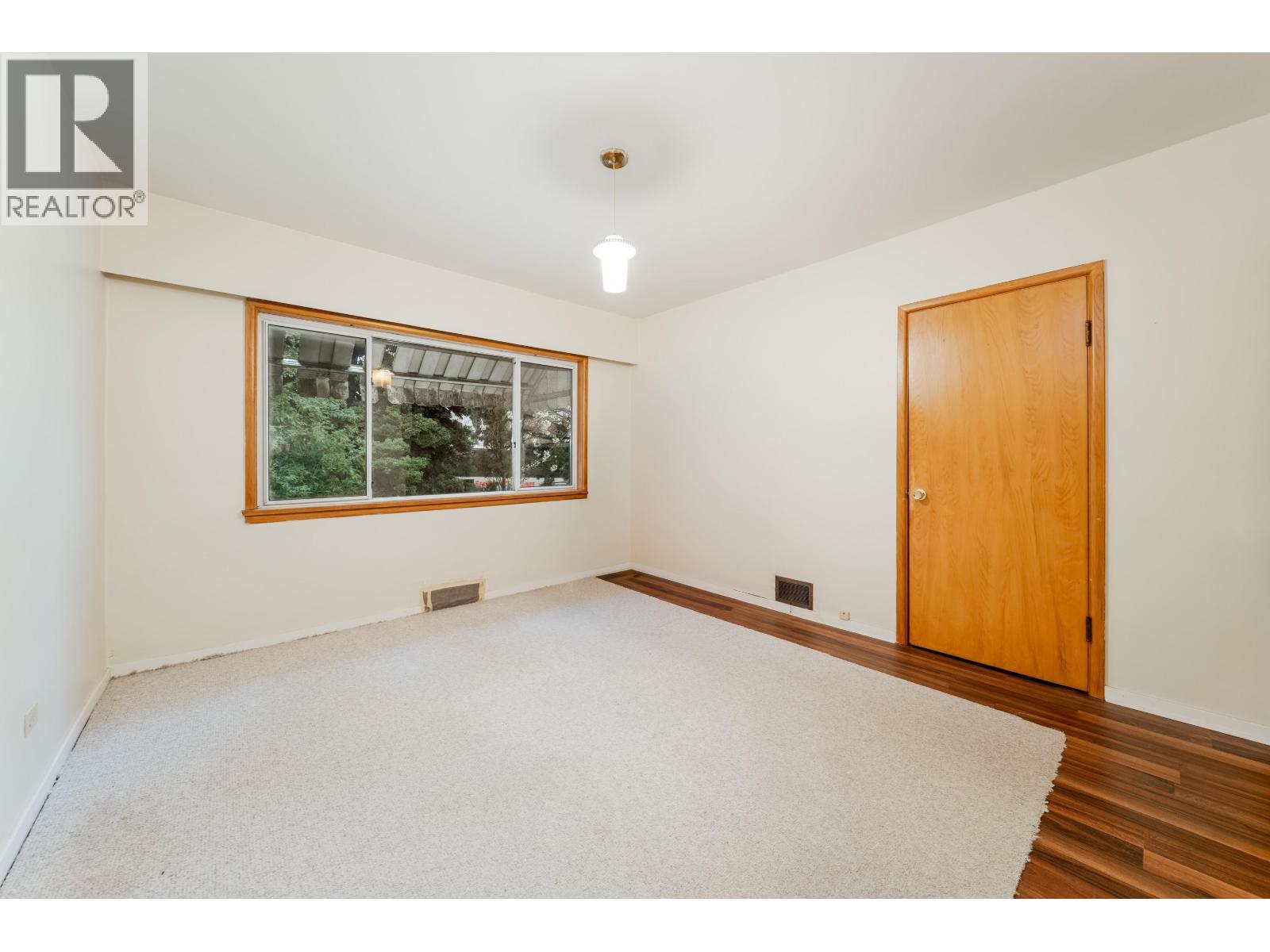 7475 Knight Street, Vancouver, British Columbia  V5P 2X1 - Photo 18 - R3112507