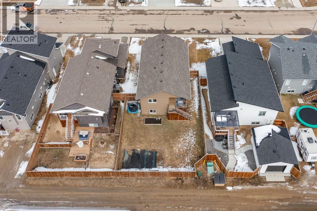 65 Mackenzie Avenue, Lacombe, Alberta  T4L 0H9 - Photo 2 - A2302752