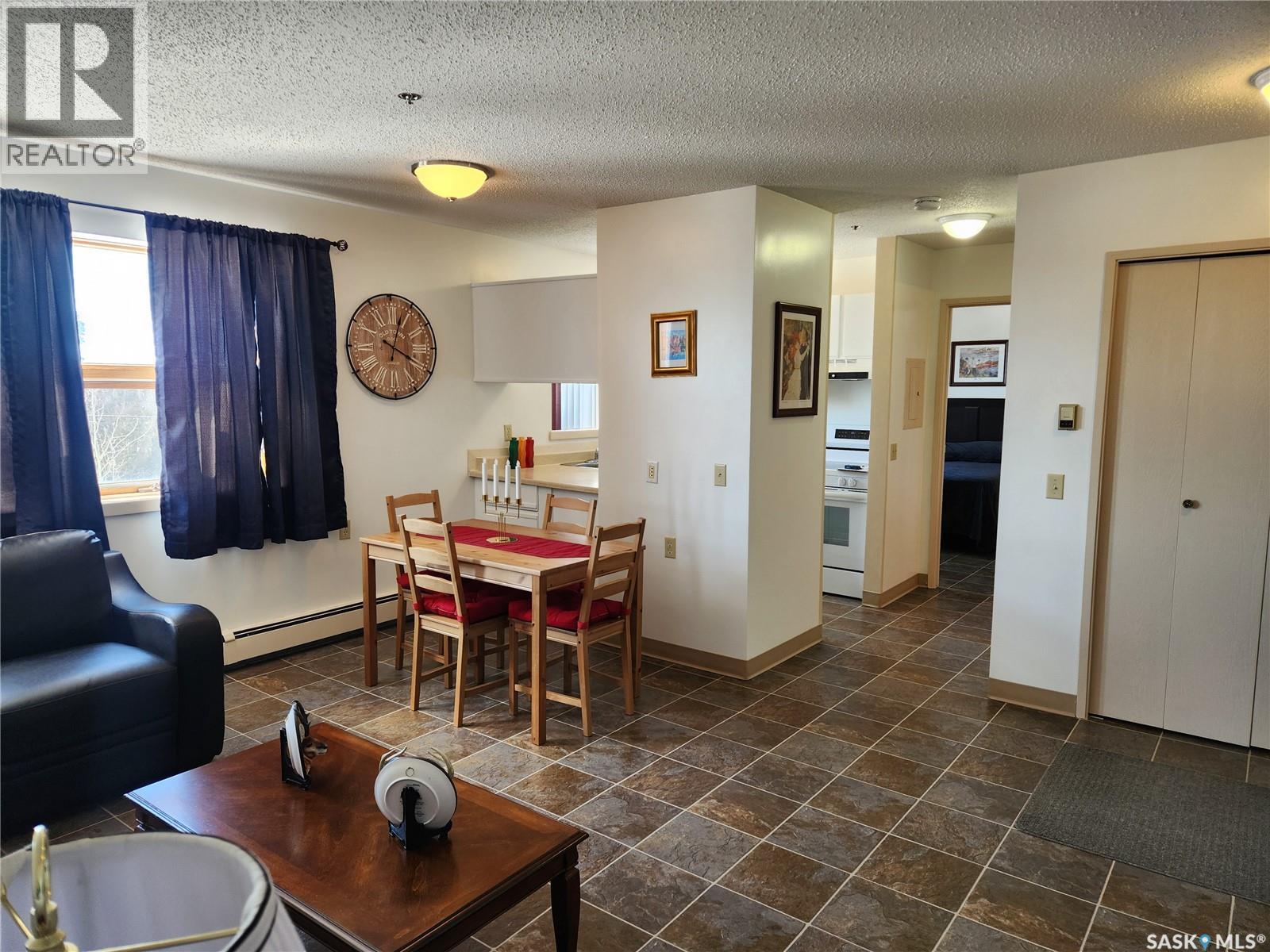 308 102 Manor Drive, Nipawin, Saskatchewan  S0E 1E0 - Photo 3 - SK033580